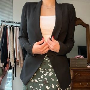 Lulu’s | Black lightweight blazer